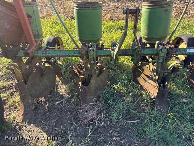 image for item DY8327 Ag equipment