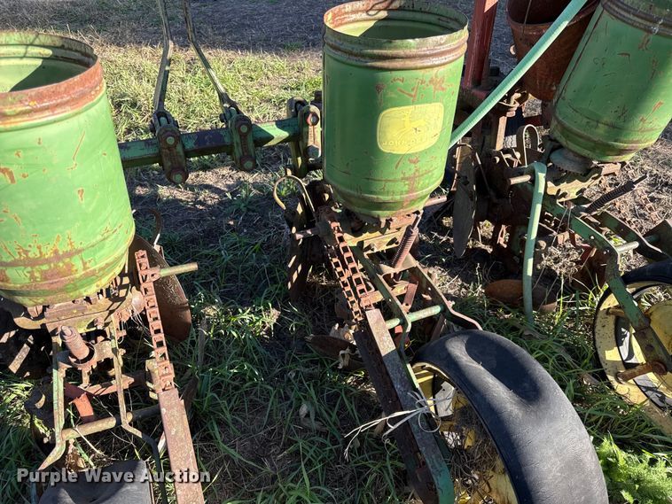 image for item DY8327 Ag equipment