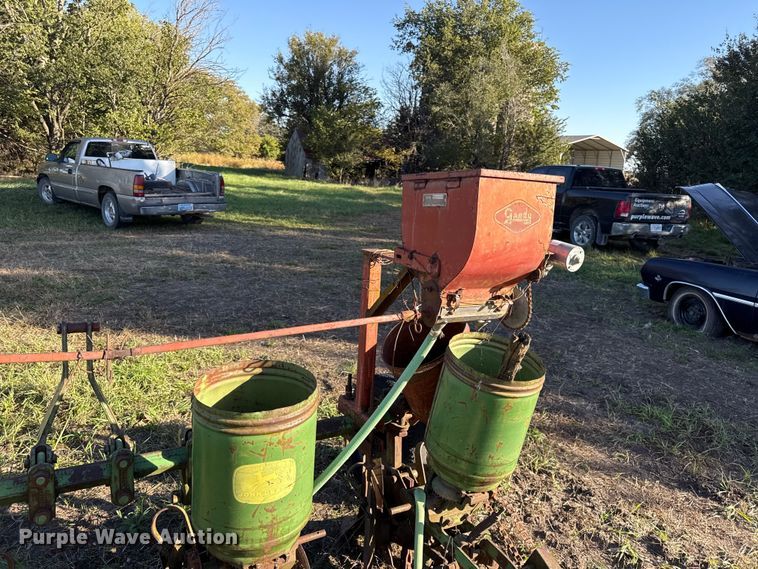 image for item DY8327 Ag equipment