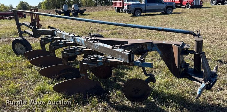 image for item DY8327 Ag equipment