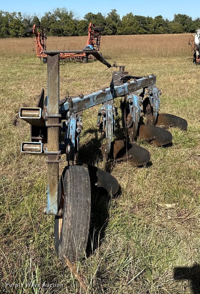 image for item DY8327 Ag equipment