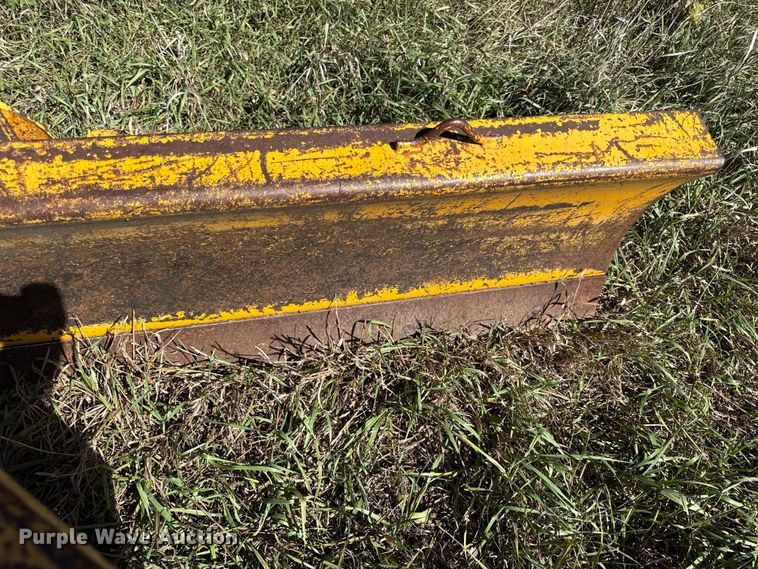 image for item DY8327 Ag equipment