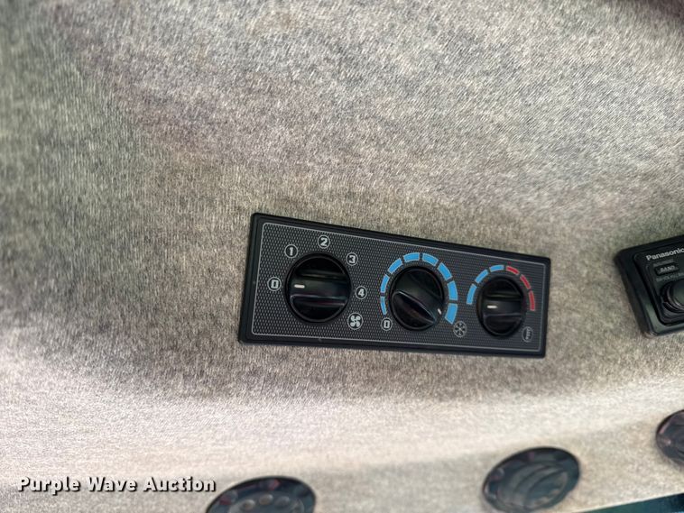 image for item DY8329 2008 AGCO RT140A MFWD tractor