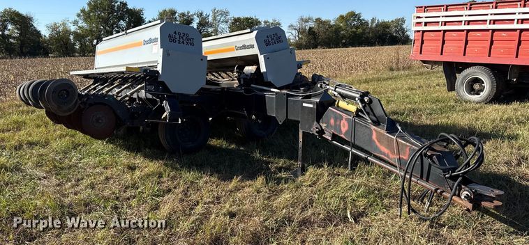 image for item DY8331 CrustBuster 4000 grain drill