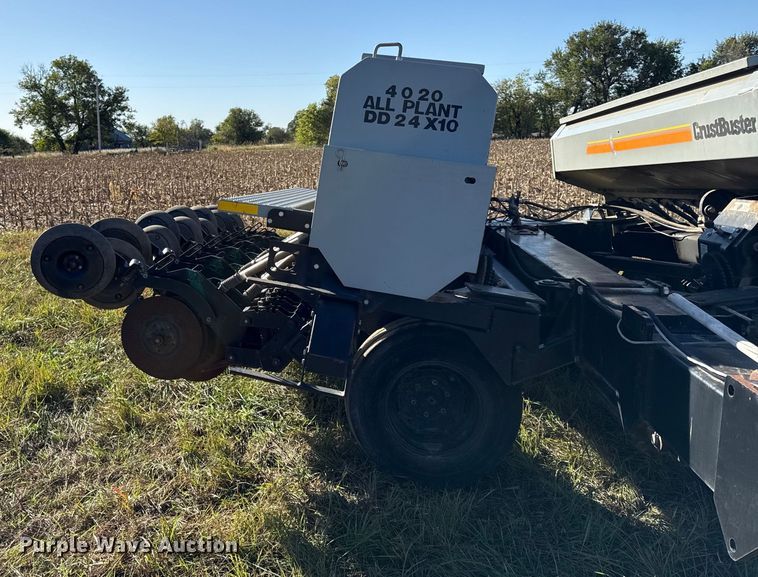 image for item DY8331 CrustBuster 4000 grain drill