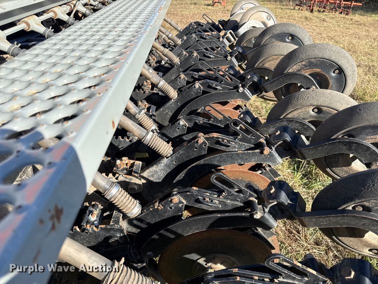 image for item DY8331 CrustBuster 4000 grain drill