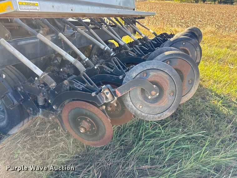 image for item DY8331 CrustBuster 4000 grain drill