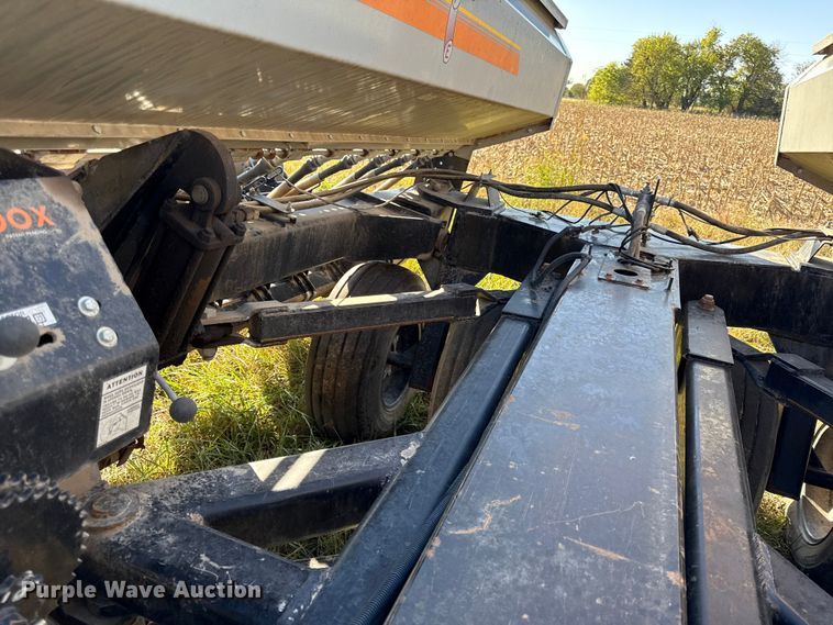 image for item DY8331 CrustBuster 4000 grain drill