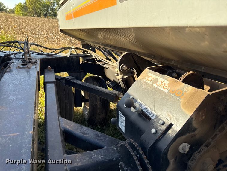 image for item DY8331 CrustBuster 4000 grain drill