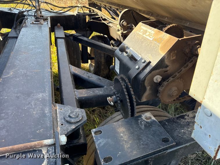 image for item DY8331 CrustBuster 4000 grain drill