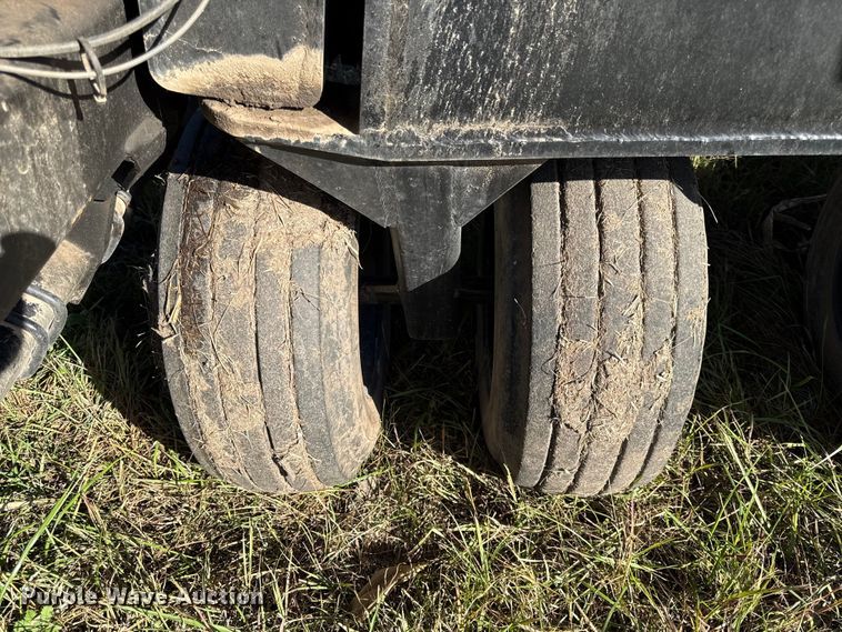 image for item DY8331 CrustBuster 4000 grain drill