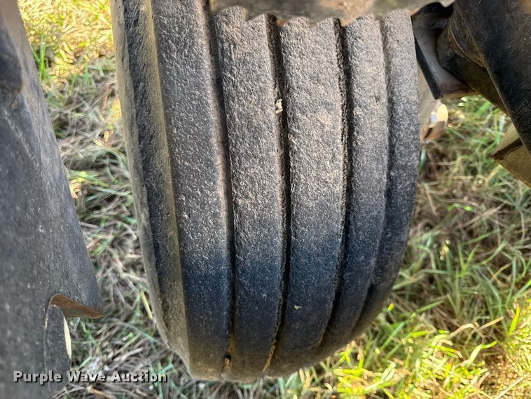 image for item DY8331 CrustBuster 4000 grain drill