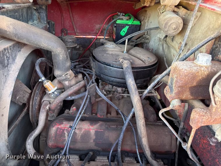 image for item DY8333 1966 International 1600 grain truck