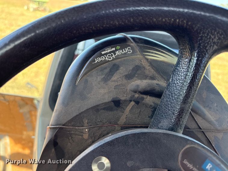 image for item DY8334 1997 Massey Ferguson 4263 tractor