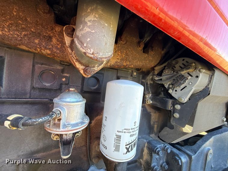 image for item DY8334 1997 Massey Ferguson 4263 tractor