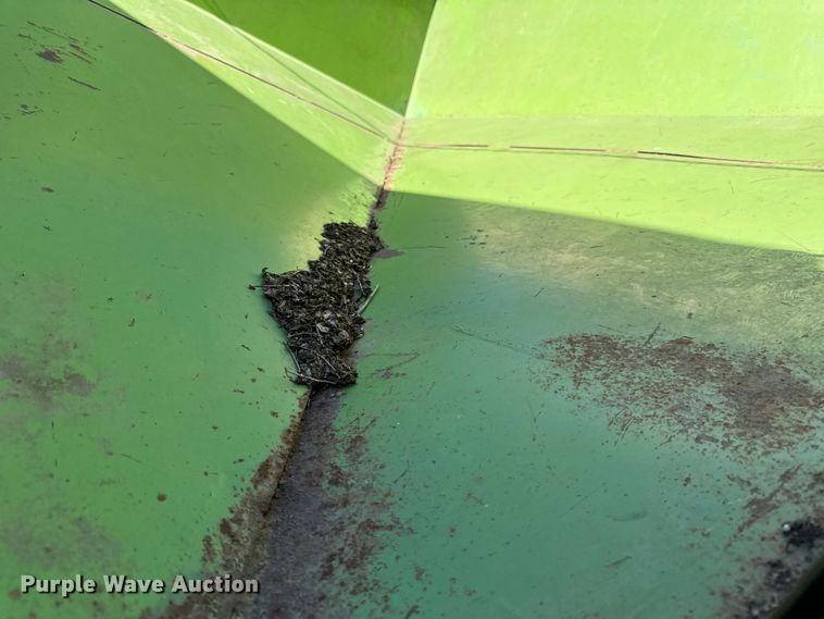 image for item DY8338 Parker 1650 grain cart