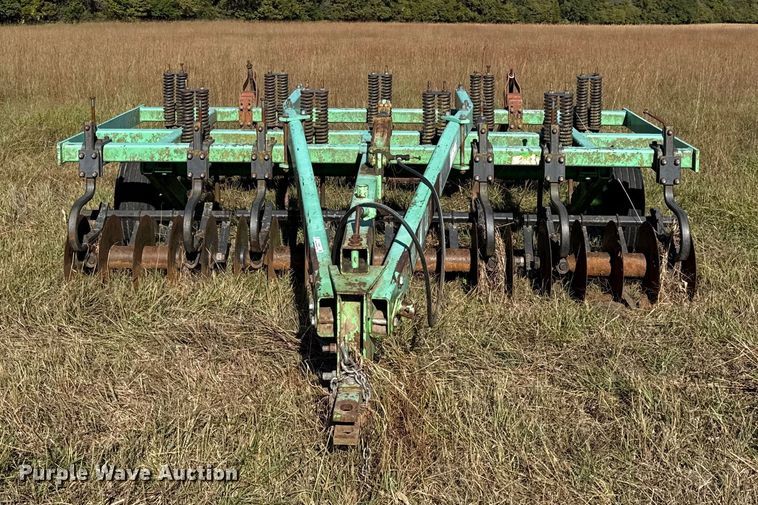 image for item DY8339 Deutz Allis 1500 mulch finisher