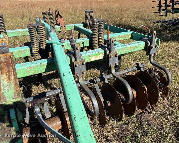 image for item DY8339 Deutz Allis 1500 mulch finisher