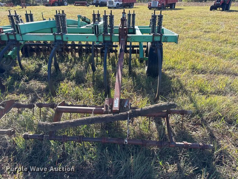 image for item DY8339 Deutz Allis 1500 mulch finisher