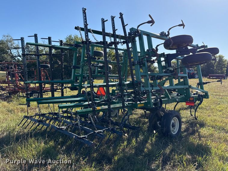 image for item DY8340 Great Plains 8323 field cultivator