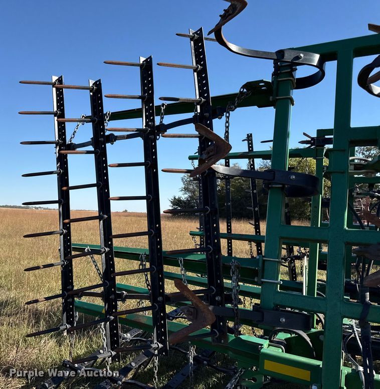 image for item DY8340 Great Plains 8323 field cultivator