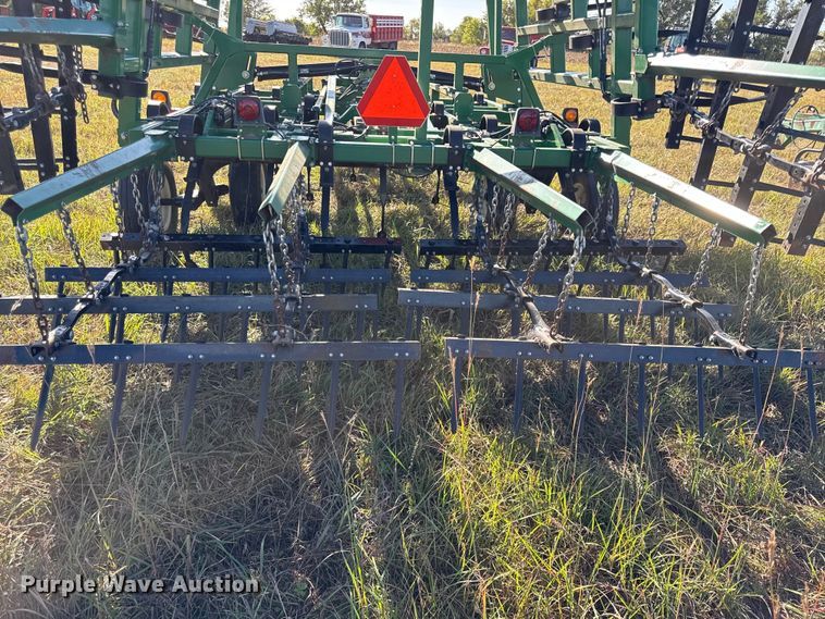 image for item DY8340 Great Plains 8323 field cultivator