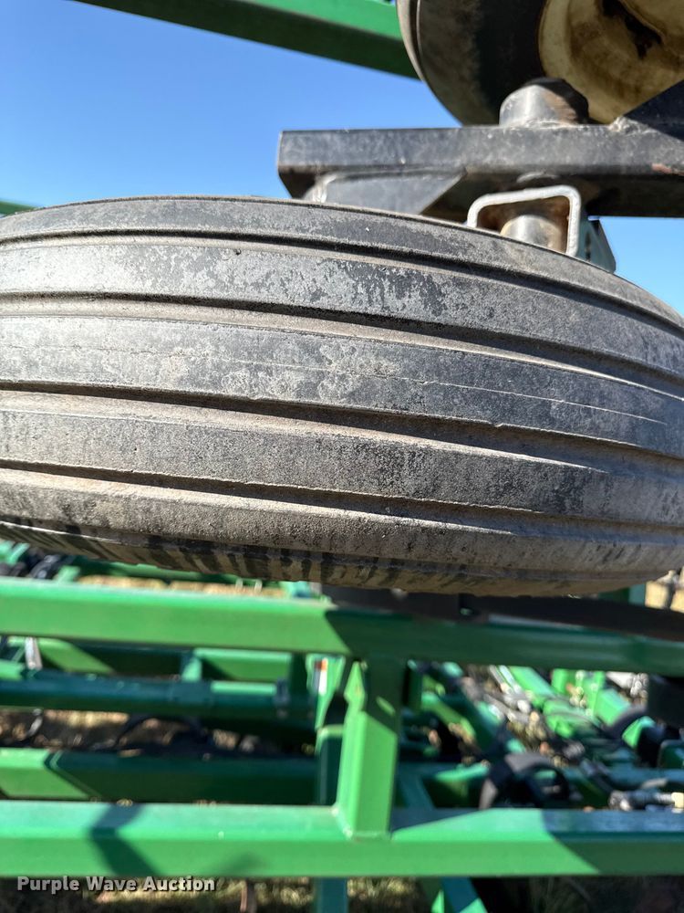 image for item DY8340 Great Plains 8323 field cultivator