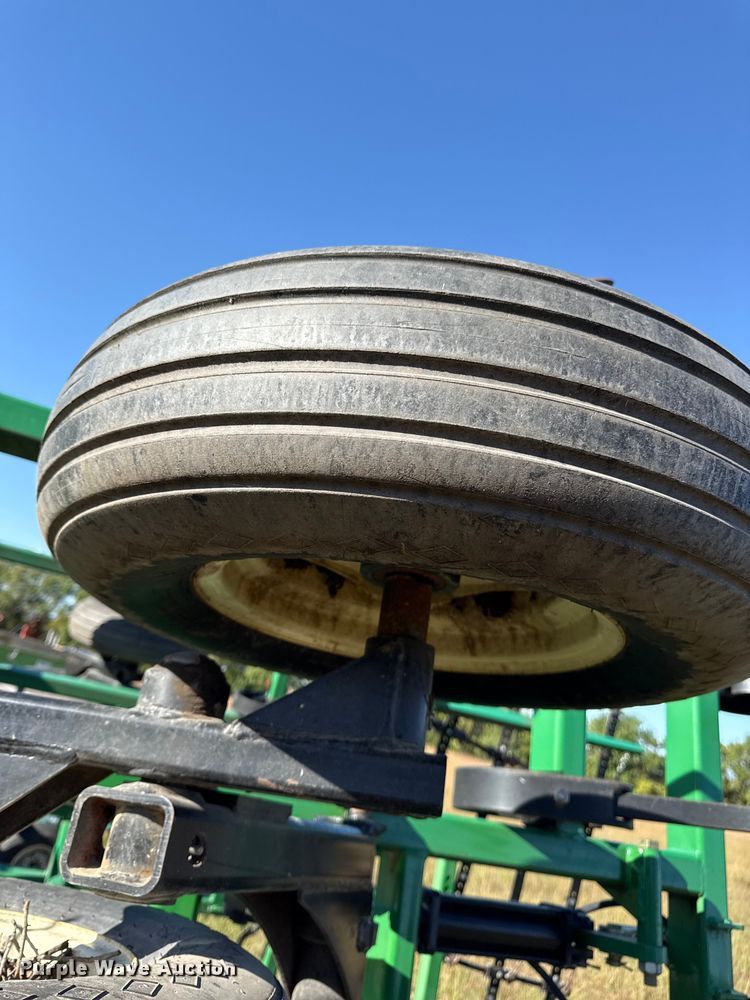 image for item DY8340 Great Plains 8323 field cultivator