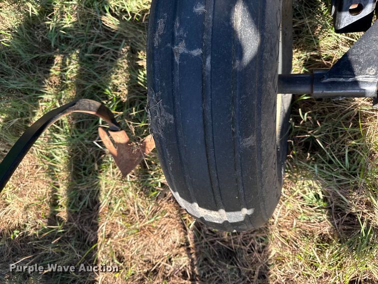 image for item DY8340 Great Plains 8323 field cultivator