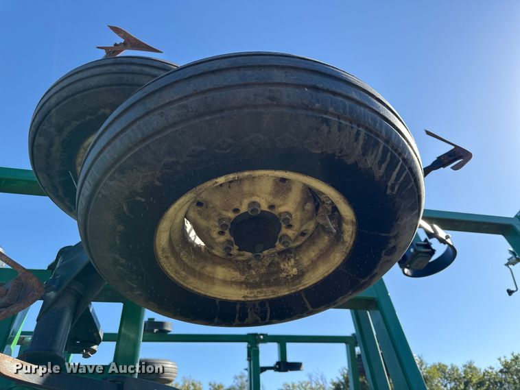 image for item DY8340 Great Plains 8323 field cultivator