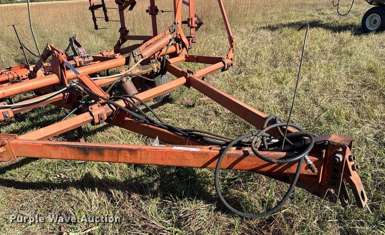 image for item DY8341 Field cultivator