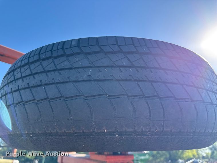 image for item DY8341 Field cultivator