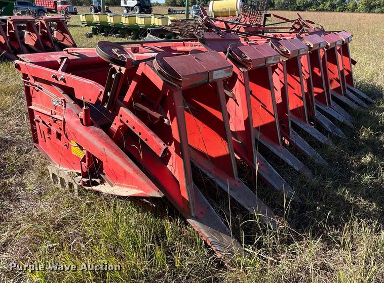 image for item DY8344 (2) 15' Massey Ferguson rigid heads 