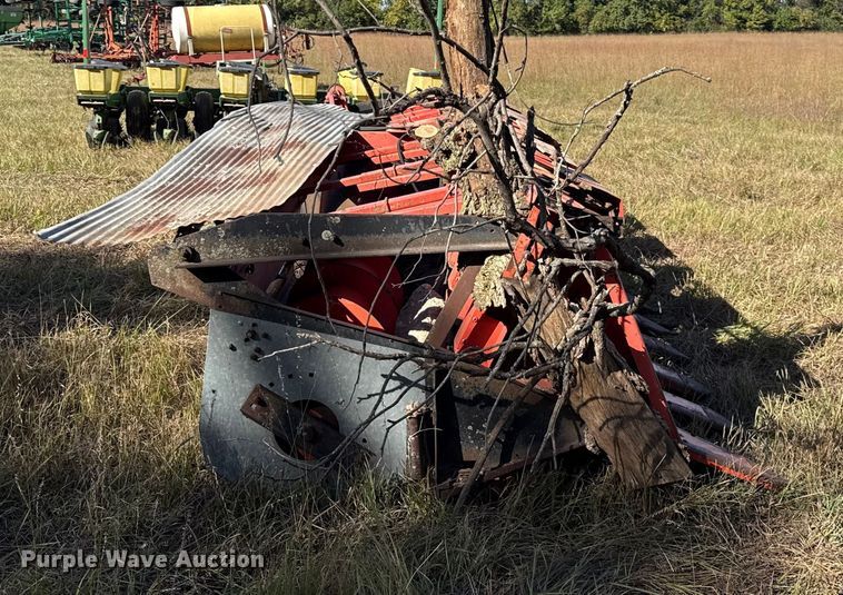 image for item DY8344 (2) 15' Massey Ferguson rigid heads 