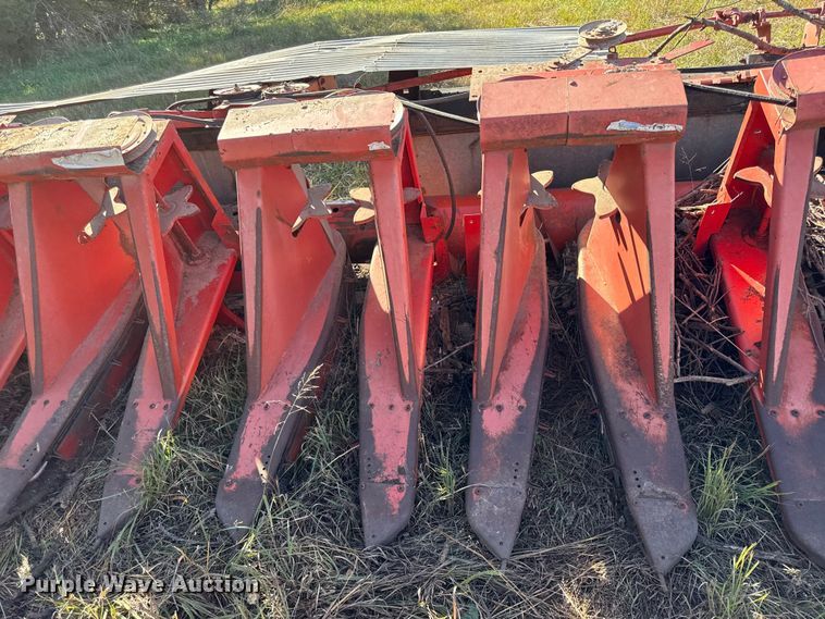 image for item DY8344 (2) 15' Massey Ferguson rigid heads 