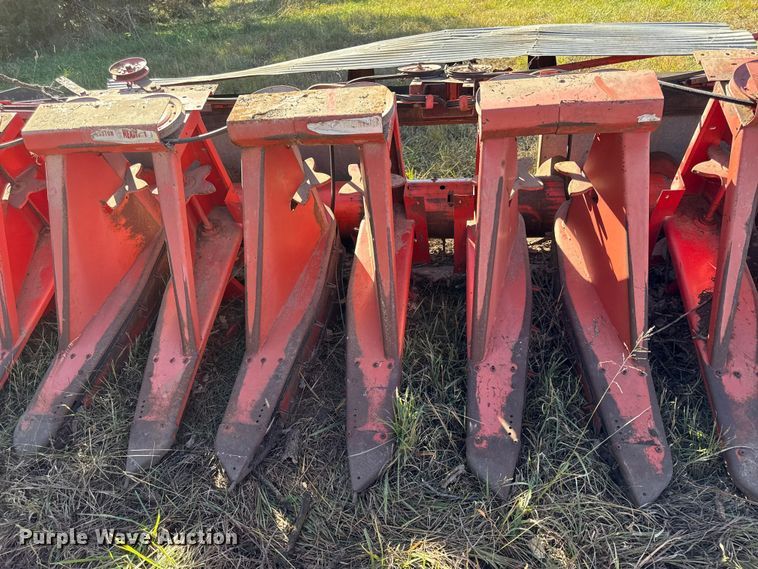 image for item DY8344 (2) 15' Massey Ferguson rigid heads 