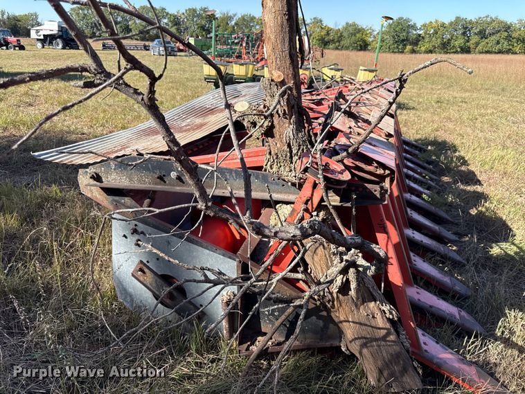 image for item DY8344 (2) 15' Massey Ferguson rigid heads 