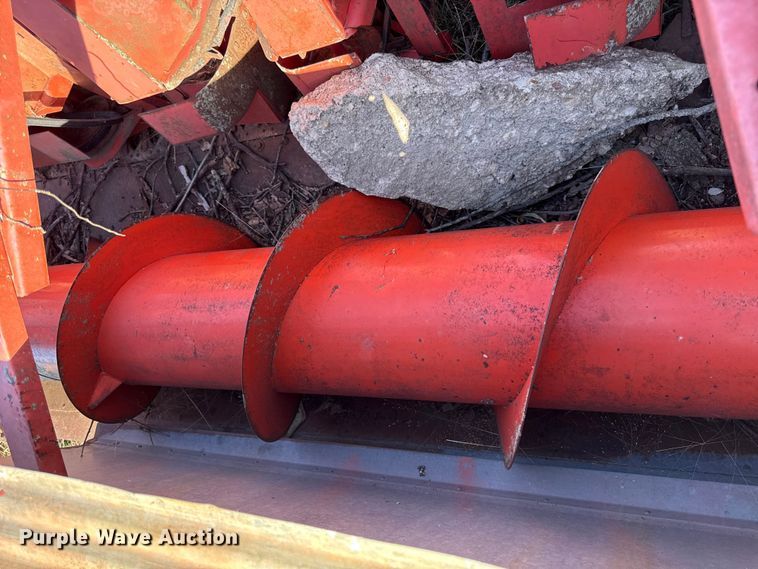 image for item DY8344 (2) 15' Massey Ferguson rigid heads 