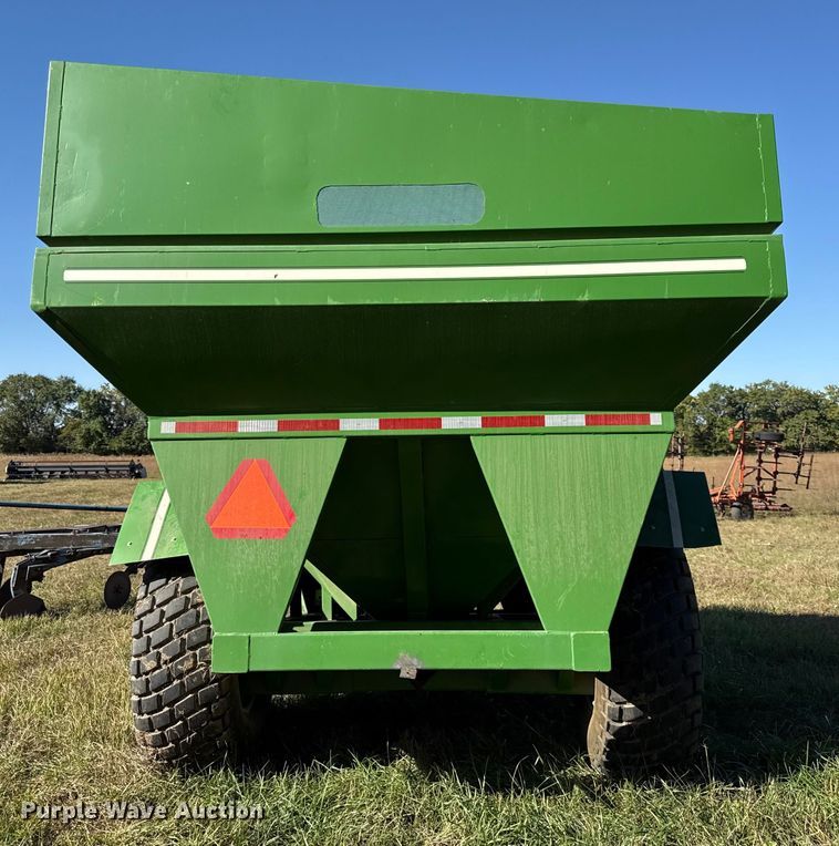 image for item DY8345 E-Z trail 500 grain cart