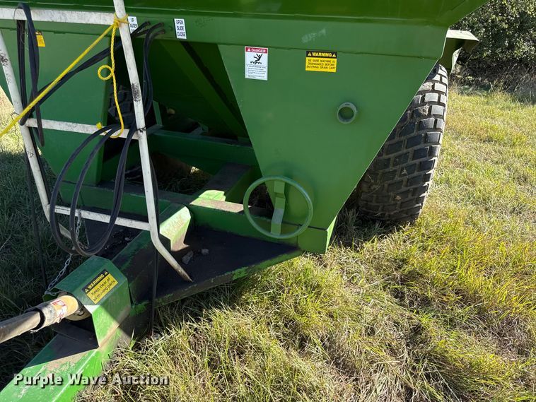 image for item DY8345 E-Z trail 500 grain cart