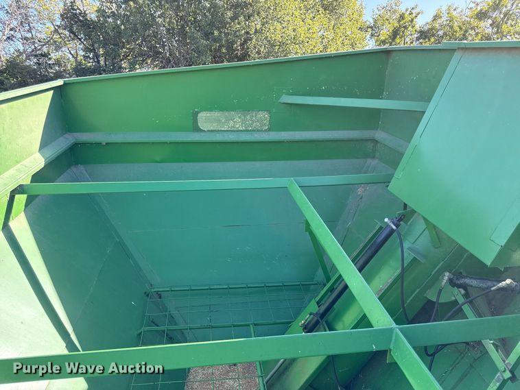 image for item DY8345 E-Z trail 500 grain cart