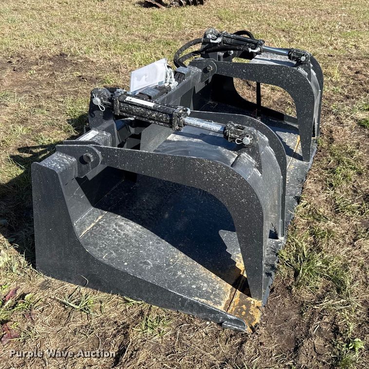image for item DY8401 2025 Wolverine GB-11-72W skid steer grapple bucket