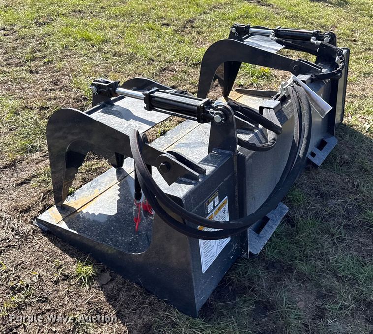 image for item DY8401 2025 Wolverine GB-11-72W skid steer grapple bucket