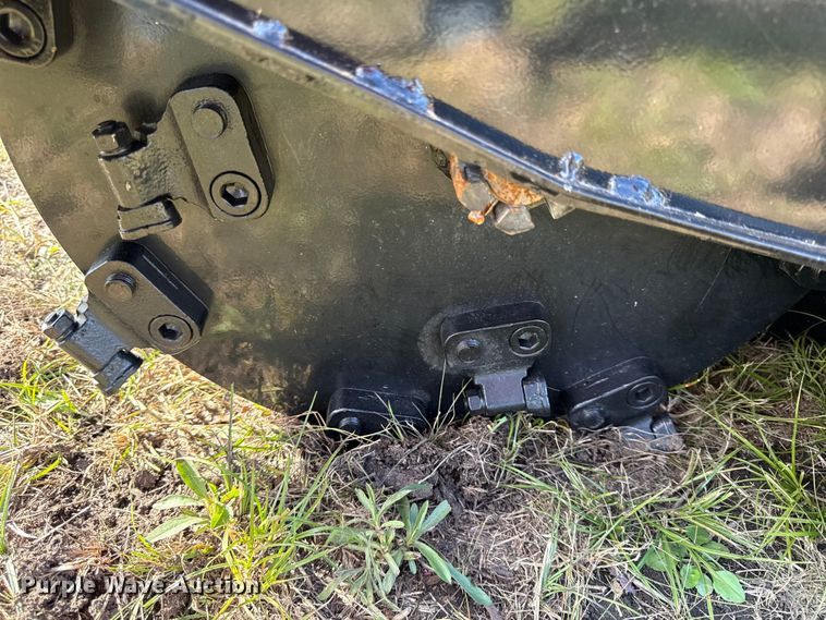 image for item DY8404 2025 TopCat ECSSSTG200 skid steer stump grinder