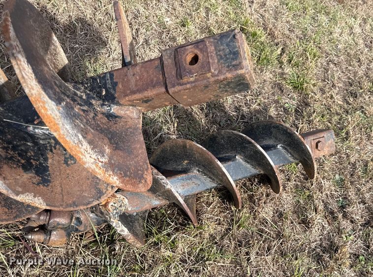 image for item DY8430 BellTec post hole auger