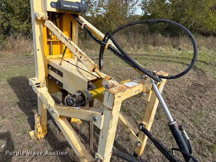 image for item DY8430 BellTec post hole auger