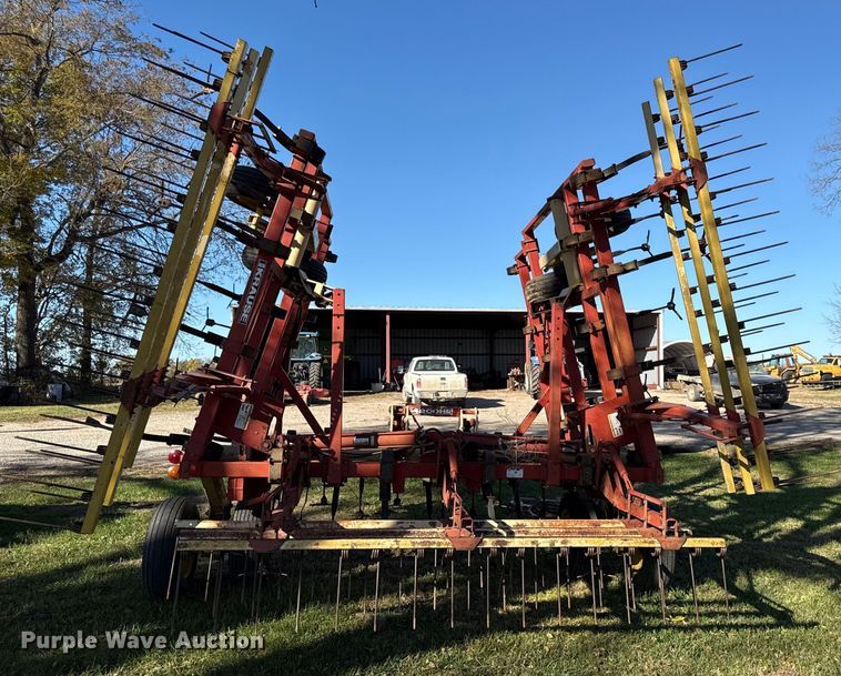 image for item DY8451 Krause 4316HR field cultivator