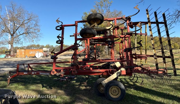 image for item DY8451 Krause 4316HR field cultivator