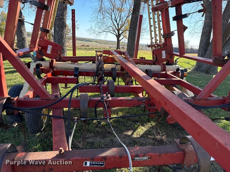 image for item DY8451 Krause 4316HR field cultivator