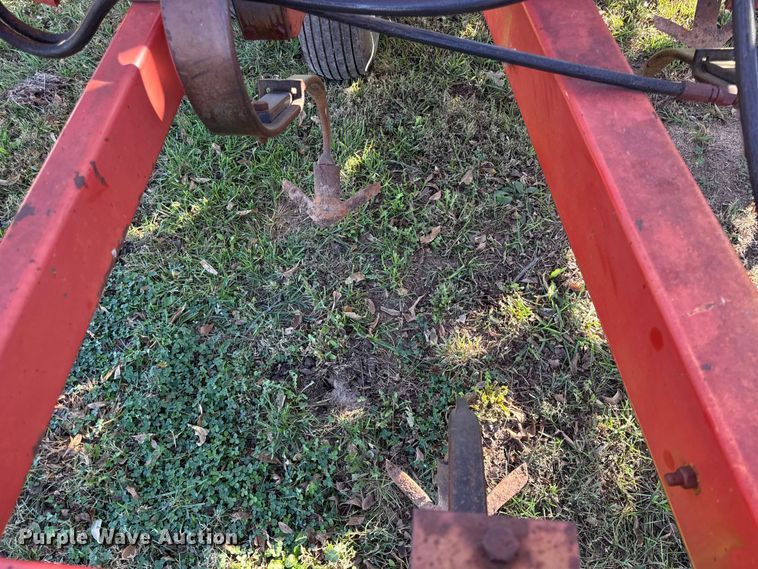 image for item DY8451 Krause 4316HR field cultivator